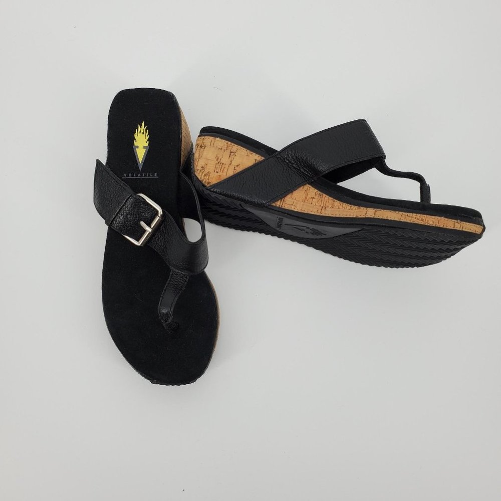 Volatile Thong Wedge Sandals Sz 7